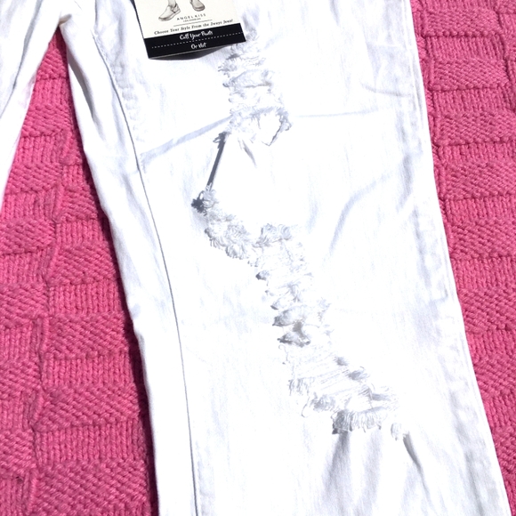 Angel Kiss Skinny Mid Rise White Rose Jeans Sz 11 - Picture 6 of 15